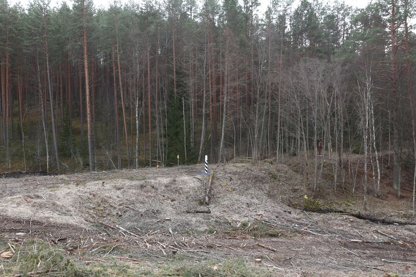 EE-RU  20160415