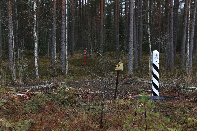 EE-RU  20160415