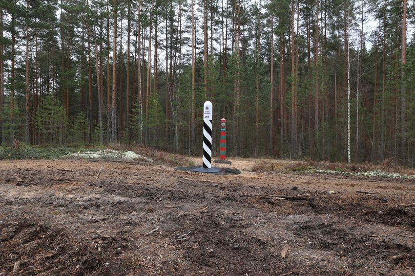EE-RU  20160415