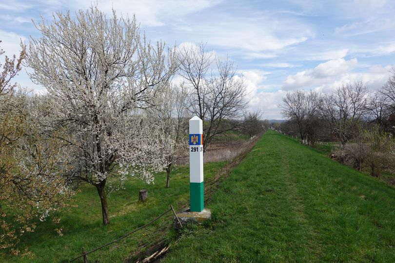 RO-UA 