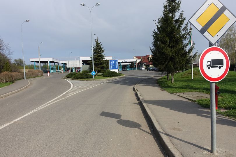 EE-RU  20160415