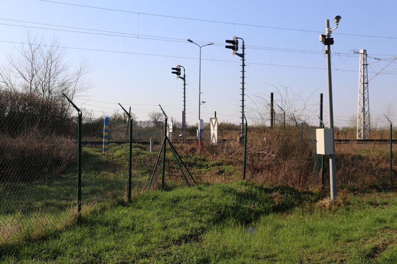 EE-RU  20160415