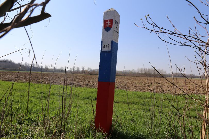 EE-RU  20160415