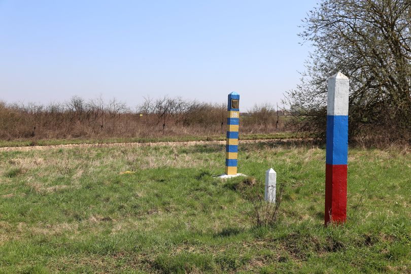 EE-RU  20160415