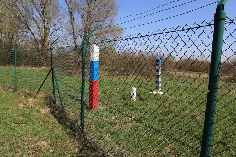EE-RU  20160415