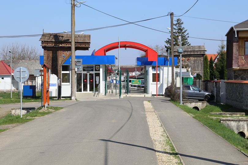 EE-RU  20160415