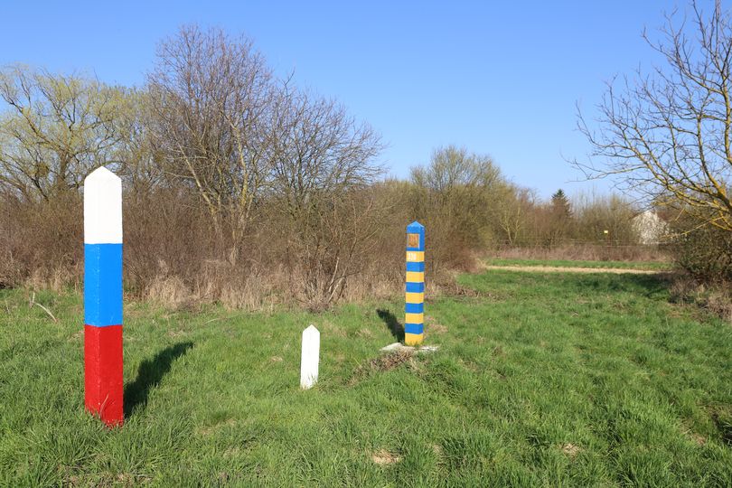 EE-RU  20160415