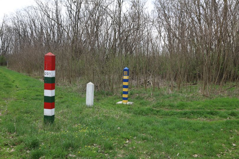 EE-RU  20160415