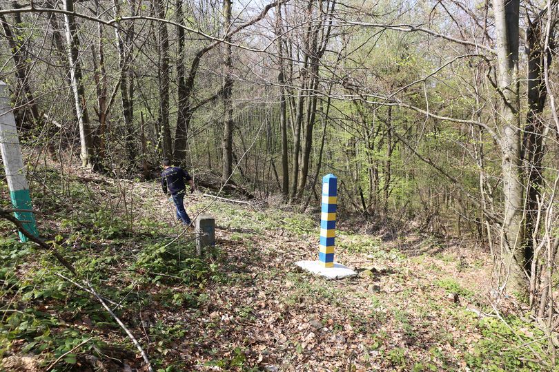 EE-RU  20160415