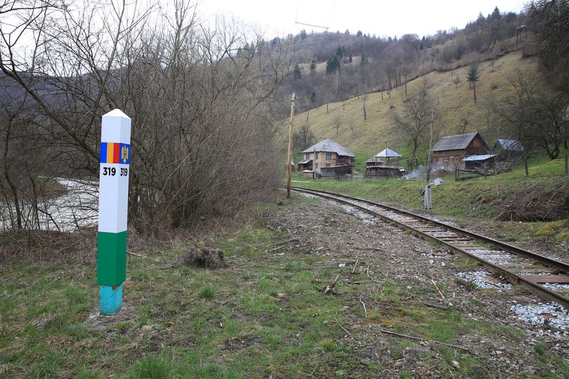 RO-UA 