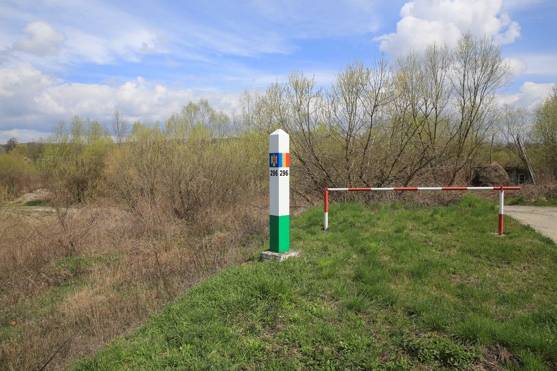 RO-UA 