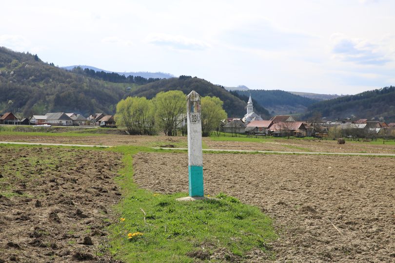 RO-UA 