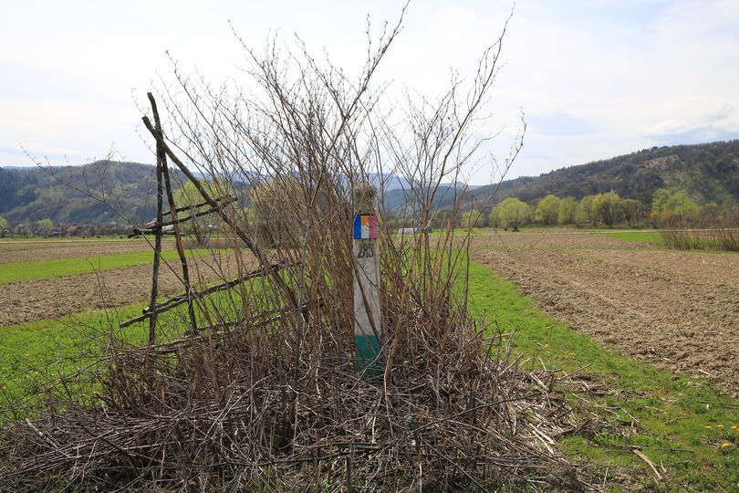 RO-UA 